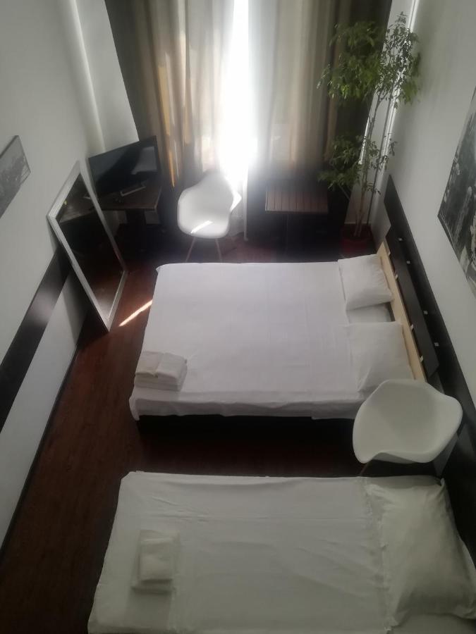 Hotel Reno On Deribasovskaya Одеса Екстериор снимка